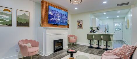 Télévision, cheminée