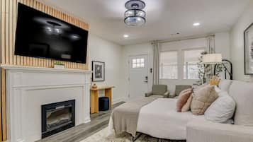 2 habitaciones, tabla de planchar con plancha, wifi y ropa de cama