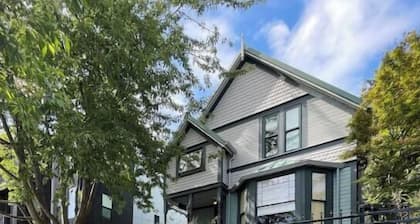 Seattle’s spacious new 2 BR apartment