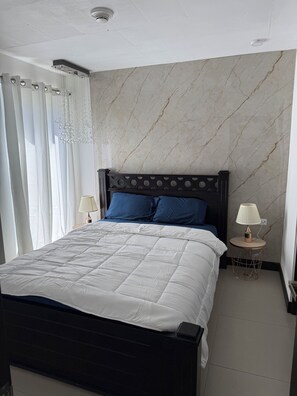 3 chambres, fer et planche à repasser, Wi-Fi gratuit, draps fournis