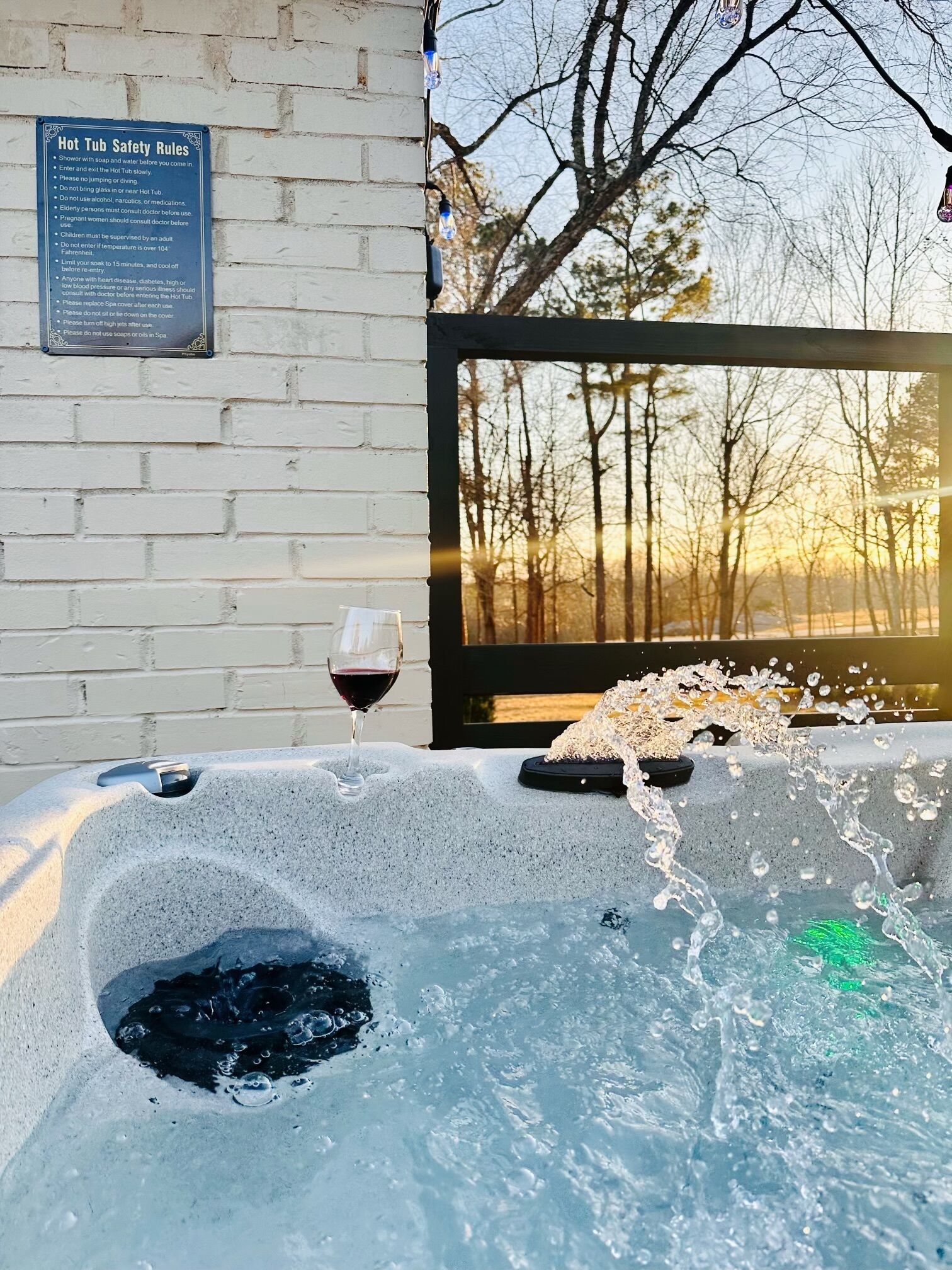 Outdoor spa tub