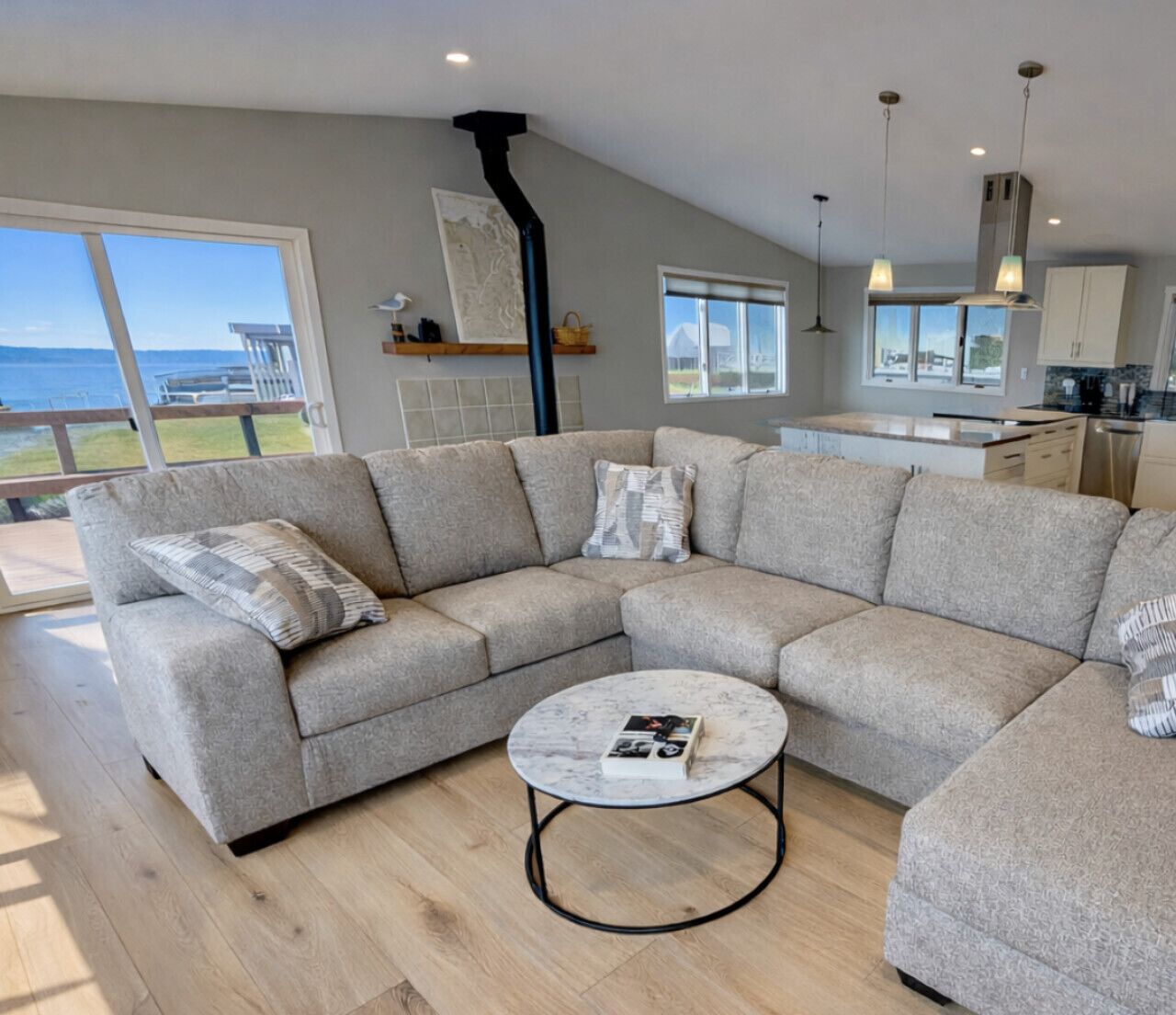 Smart TV, fireplace, video games, DVD player