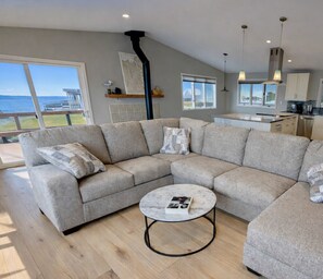 Smart TV, fireplace, video games, DVD player