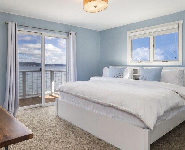 3 camere, una cassaforte in camera, una scrivania, ferro/asse da stiro