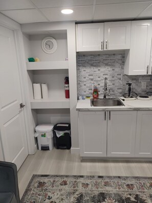 Fridge, microwave, coffee/tea maker, electric kettle