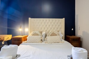 4 chambres, bureau, fer et planche à repasser, Wi-Fi gratuit