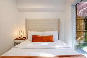 3 chambres, fer et planche à repasser, Wi-Fi gratuit, draps fournis