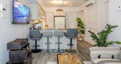 Sophisticated Stay in the Heart of Griffintown