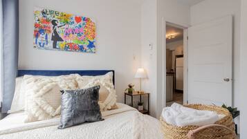 3 bedrooms, desk, iron/ironing board, free WiFi