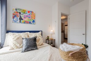 3 soverom, skrivebord, strykejern/-brett og wi-fi (inkludert)