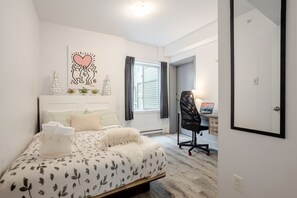 3 chambres, bureau, fer et planche à repasser, Wi-Fi gratuit