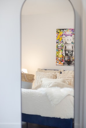 3 bedrooms, desk, iron/ironing board, free WiFi