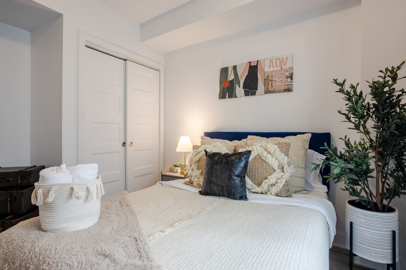 3 bedrooms, desk, iron/ironing board, free WiFi