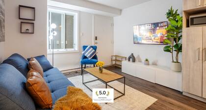 Amazing 4 Bedroom Unit in Downtown