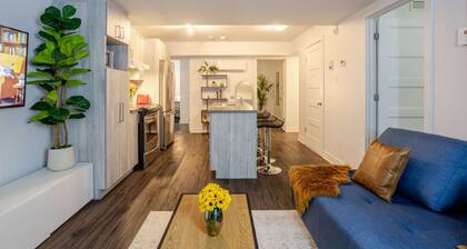 Amazing 4 Bedroom Unit in Downtown