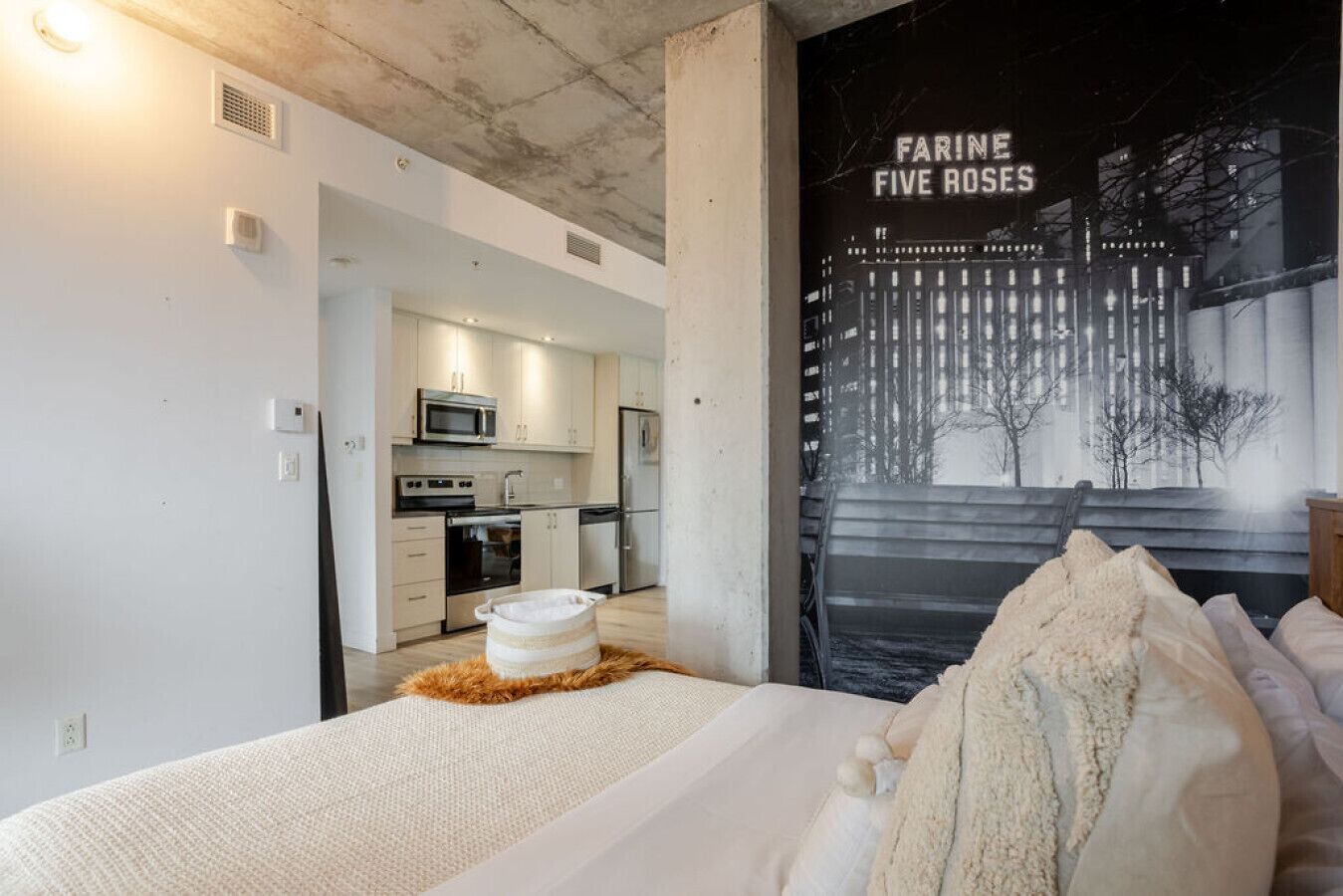 2 bedrooms, desk, iron/ironing board, free WiFi