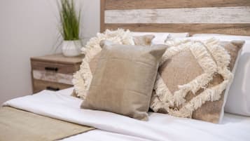 4 habitaciones, escritorio, tabla de planchar con plancha y wifi gratis