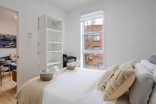 1 bedroom, iron/ironing board, free WiFi, bed sheets