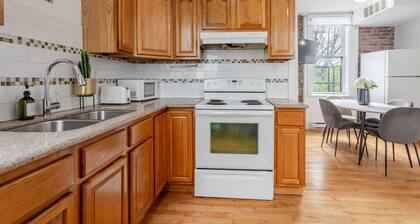 Premium location | Amazing 3BR downtown MTL