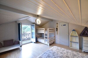 4 bedrooms, free WiFi