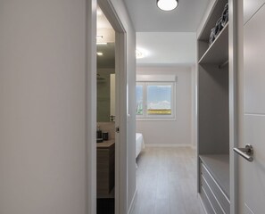 2 habitaciones, tabla de planchar con plancha y wifi gratis