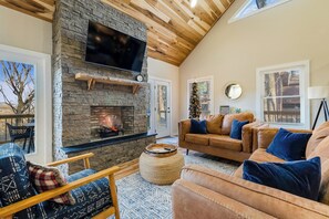 Smart-tv en een open haard