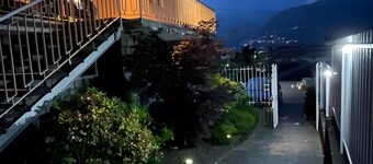 Appartement de vacances "Lac de Côme" avec vue sur le lac, terrasse privée et Wi-Fi