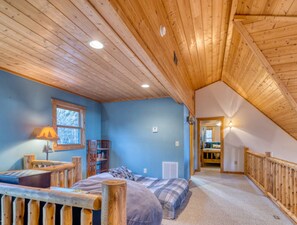 4 habitaciones, tabla de planchar con plancha, cuna de viaje y wifi 