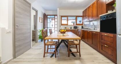Casa Vacanze 'EliFra' with Private Terrace, Garden, and Balcony
