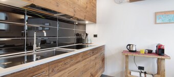 Apartment 'Nadia' with Lake View, Private Terrace and Wi-Fi