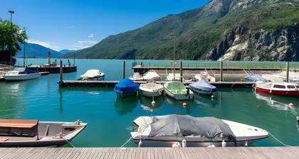 Apartment 'Nadia' with Lake View, Private Terrace and Wi-Fi