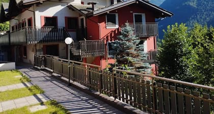 Apartment 'Giorgia - Caspoggio' with Mountain View, Shared Garden and Balcony