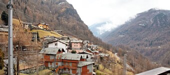 Apartment 'Giorgia - Caspoggio' with Mountain View, Shared Garden and Balcony