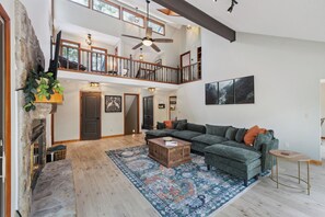 تلفزيون ذكي، كرة قدم الطاولة، كُتُب