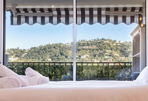 2 soverom, strykejern/-brett, wi-fi og sengetøy