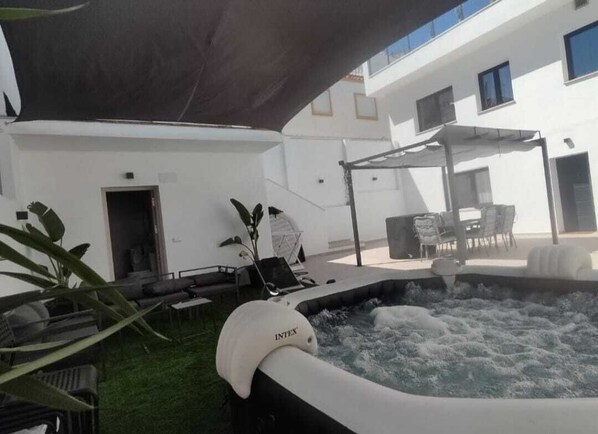 Terrace/patio - HACIENDA CLUB BENALUP (Benalup-Casas Viejas)