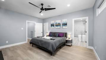 5 slaapkamers, een strijkplank/strijkijzer, gratis wifi, beddengoed