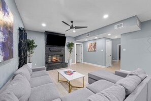 Téléviseur connecté, foyer