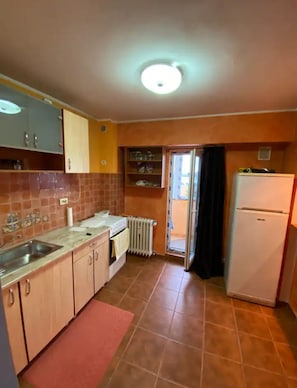Oven, stovetop