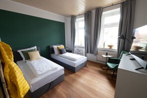 2 bedrooms, desk, iron/ironing board, WiFi