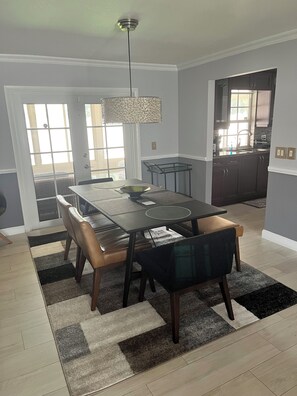 تناول الطعام