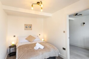 1 bedroom, desk, free WiFi