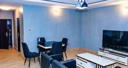 Charming 3-bedroom bungalow with AC, WiFi in fantastic Prince Courts