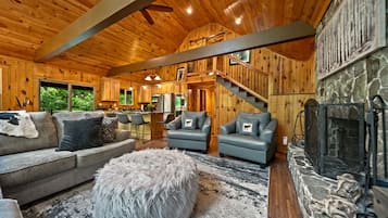 Smart TV, chimenea