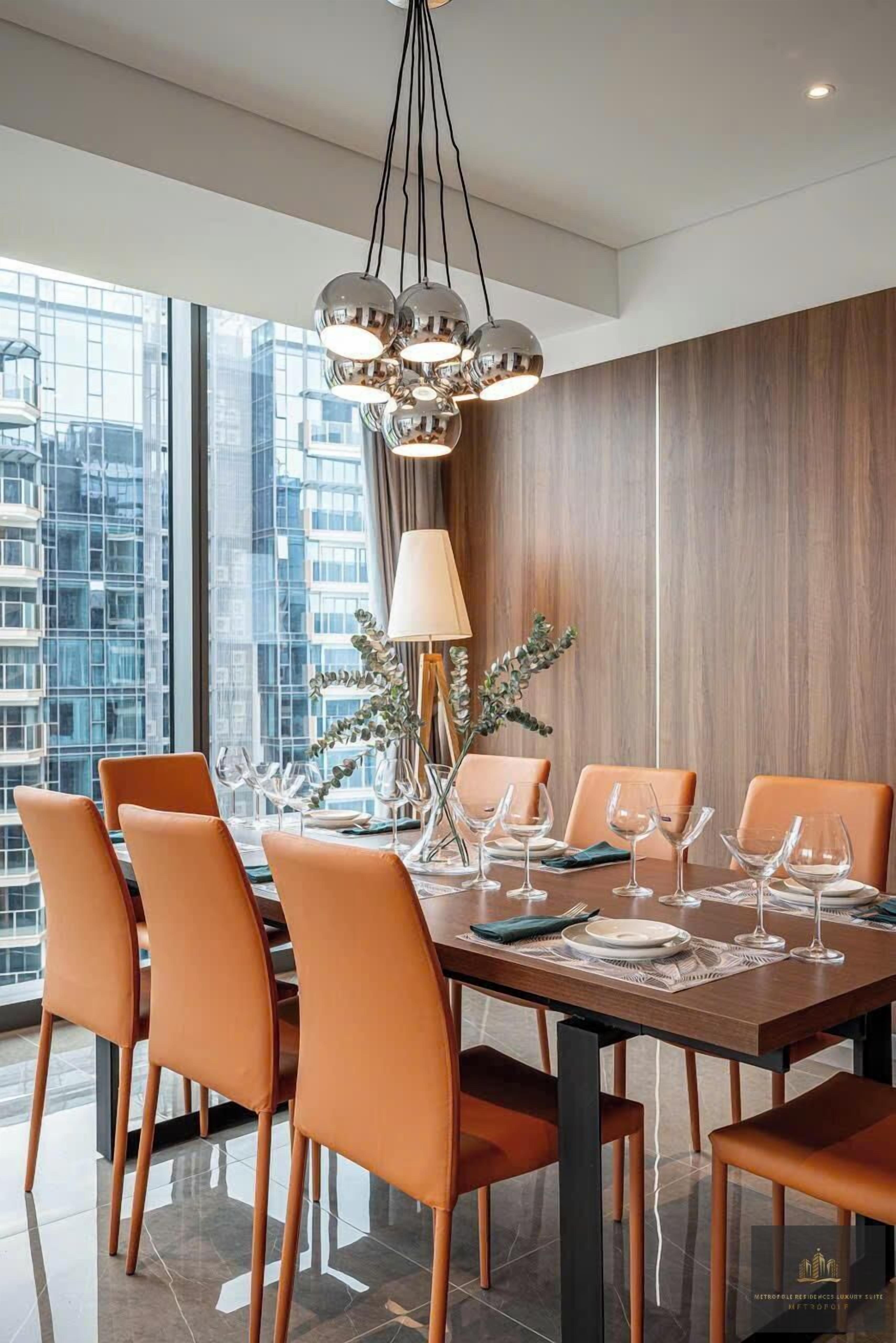 Panoramic Apartment, 3 Bedrooms, Balcony, City View | In-room dining