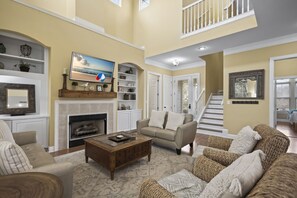 Smart TV, video games - 4BR Resort House w/Golf Cart |Heated Pool | Walk to Beach (Gulf Shores)