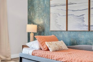 4 bedrooms, iron/ironing board, travel cot, free WiFi - High Speed Wifi | Coffee+Espresso | Linen & Towels (Seaside Heights)