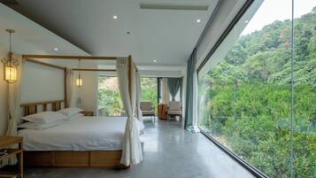 Superior Double Room, 1 Queen Bed, Valley View | 1 bedroom, down comforters, desk, laptop workspace