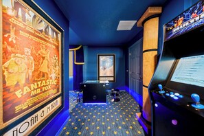 Spielezimmer