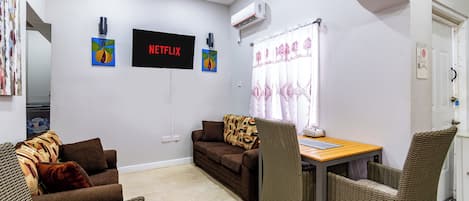 Smart TV, books